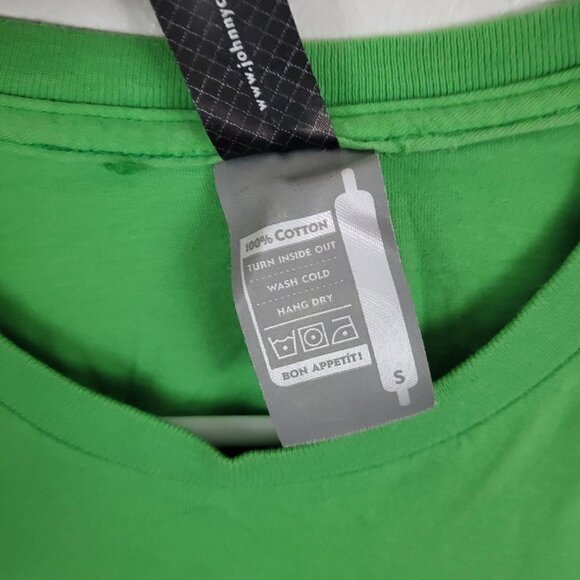 Johnny Cupcakes Santa Small Crossbones T-Shirt Men - Picture 5 of 5